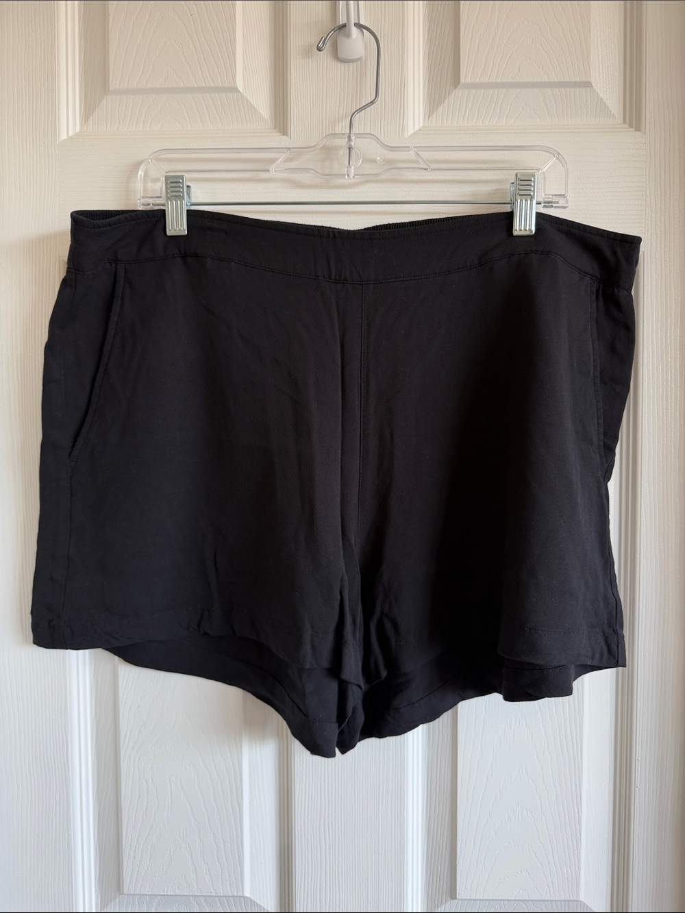 Old Navy Women's High-Waisted Playa Soft-Spun Shorts 4in
